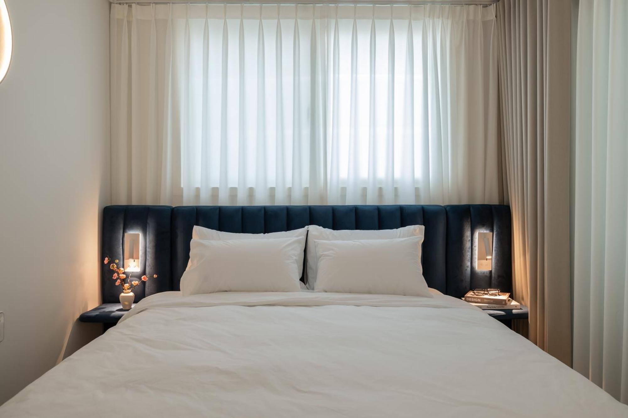 The Eight 8 Hongdae Apartment